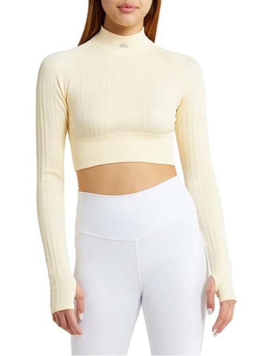 ALO Yoga Tops - ALO Yoga French Vanilla Seamless Cable Knit Long Sleeve Crop Top
